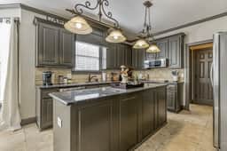 10 Bridlewood Court, Cartersville