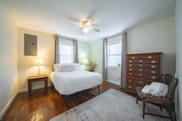 161 Calhoun Rd, Hamilton