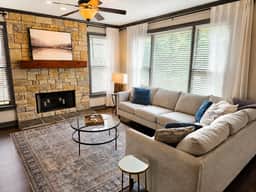 Luxury 5BR Home Near LakePoint Sports - Image 2