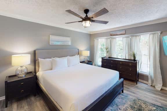 Pet-Friendly 3BR Private Unit in Woodstock - Image 1