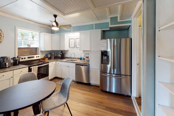Woodstock 5BR Retreat with 2 Private Living Areas - Image 1