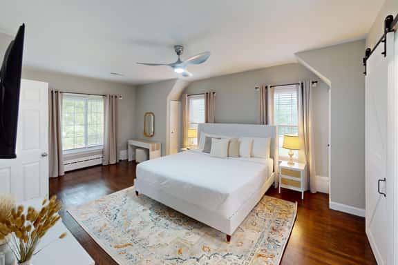 4BR Pet-Friendly Atlanta Woods Retreat - Image 1