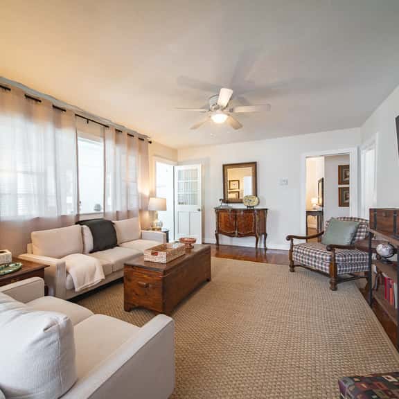 Peaceful Country Home With Stylish Comforts - Image 1