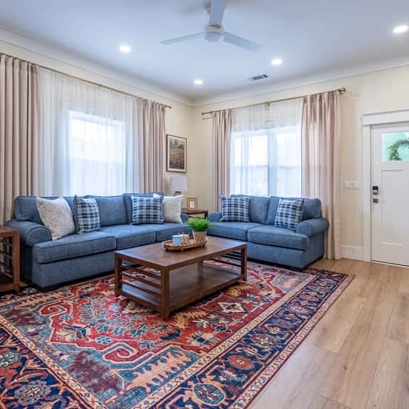 Newly Renovated Historic Atco Village Retreat - Image 1