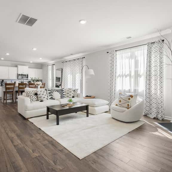 Cozy 3BR Retreat Near Six Flags & Atlanta - Image 1
