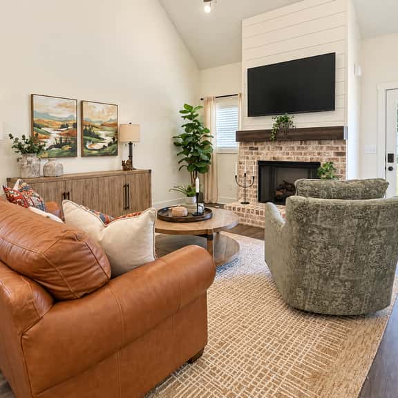 New Build Made for LakePoint Group Stays Sleeps 10 - Image 1