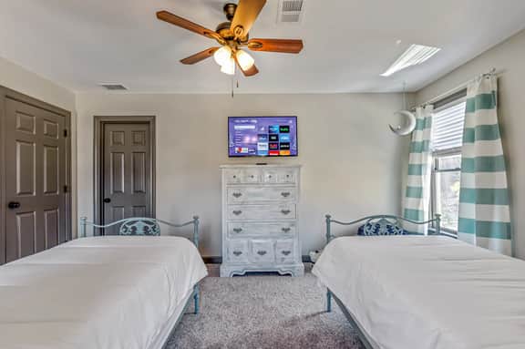10 Bridlewood Court, Cartersville