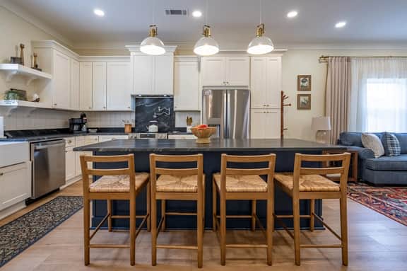 Newly Renovated Historic Atco Village Retreat