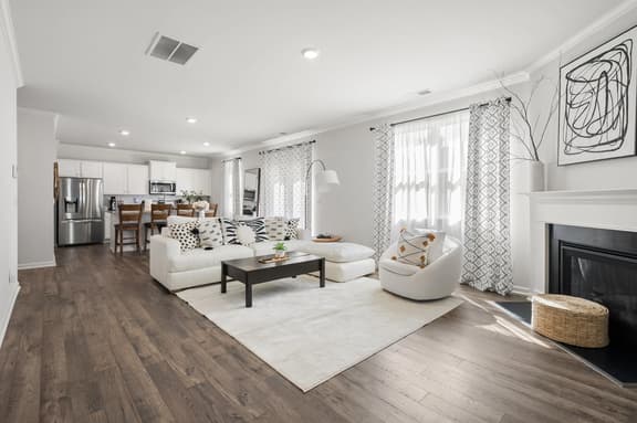 Cozy 3BR Retreat Near Six Flags & Atlanta - Image 1